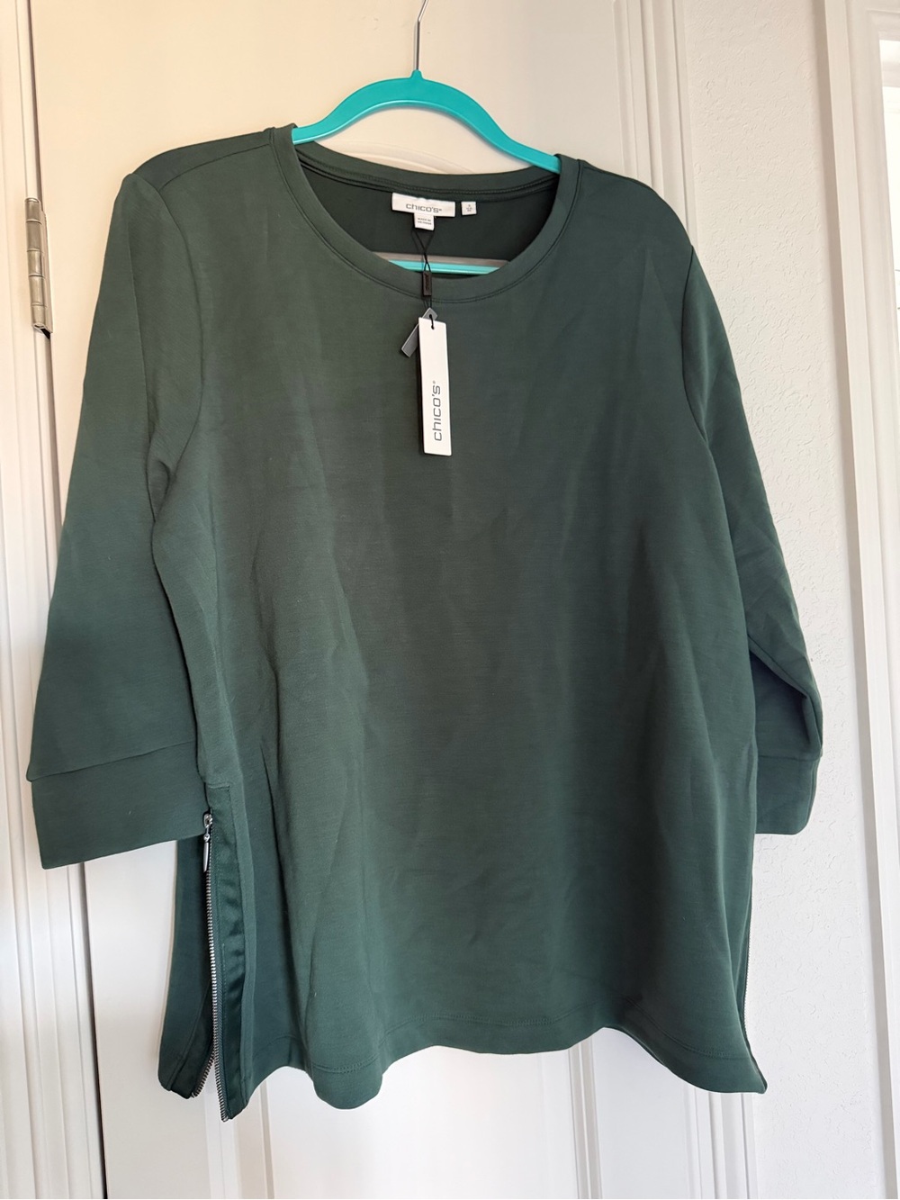 Chico's Zenergy Women’s Darkest Spruce Zip-Side Knit Tunic Size 3 (XL)